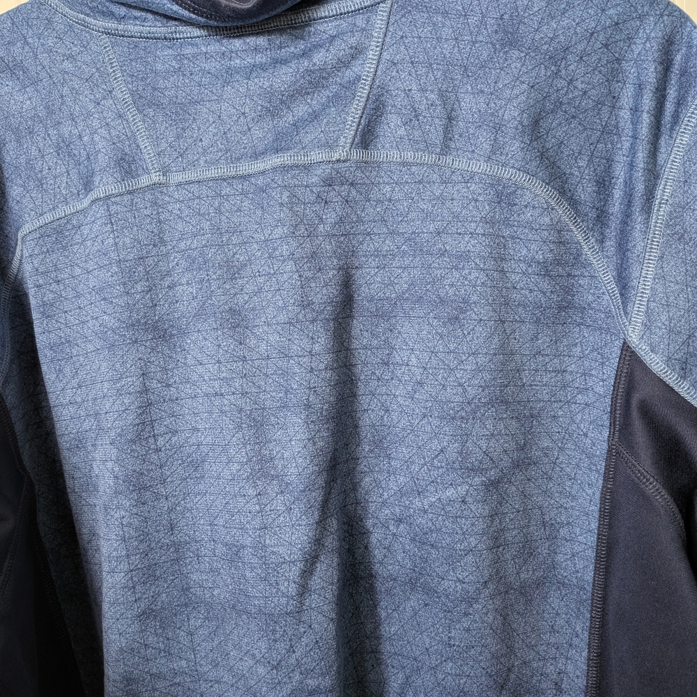 The North Face Navy/Light Blu Patterned Colorway Pullover Warm Camping Winter - Picture 9 of 16